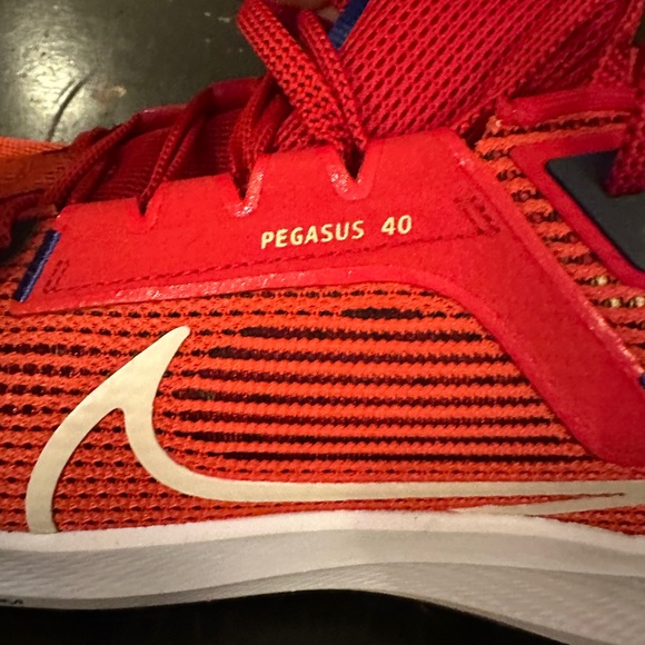 NWOT Men’s Nike running Pegasus 40 size 11 - Picture 7 of 7